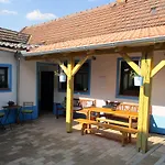 Hostal Ledňáček *