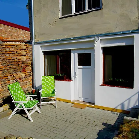 Hostel Lednacek