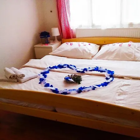 Ledňáček