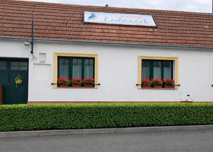 Lednacek Vandrerhjem Lednice